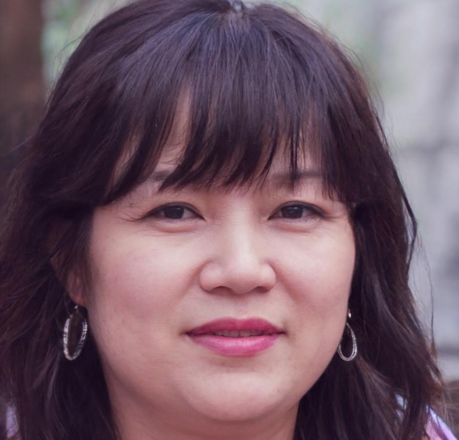 Instructora especializada en finanzas personales